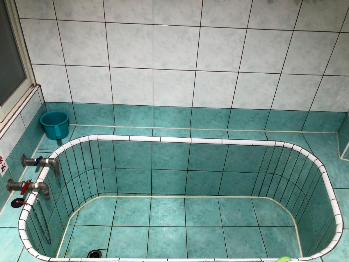 Jiaoxi Hot Spring Hotel Bagian luar foto